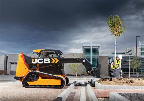 skid steer with telescopic boom